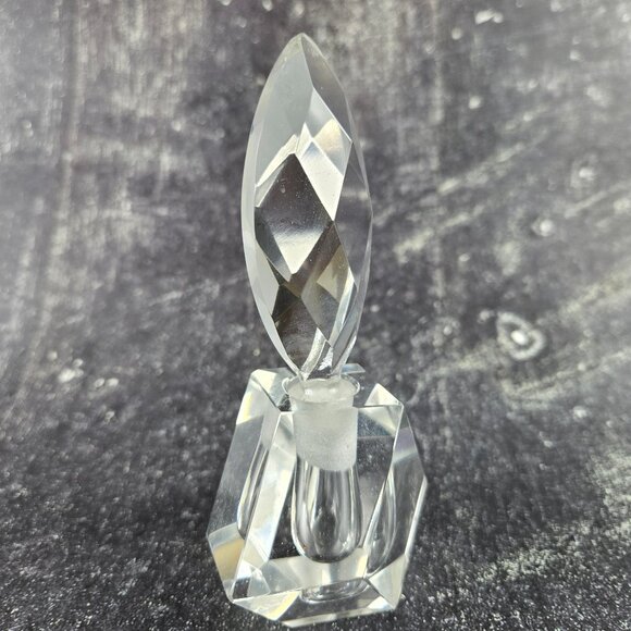 Vintage Hand Cut Highly Polished Prism Clear Crystal Perfume Bottle with Stopper - Picture 8 of 16